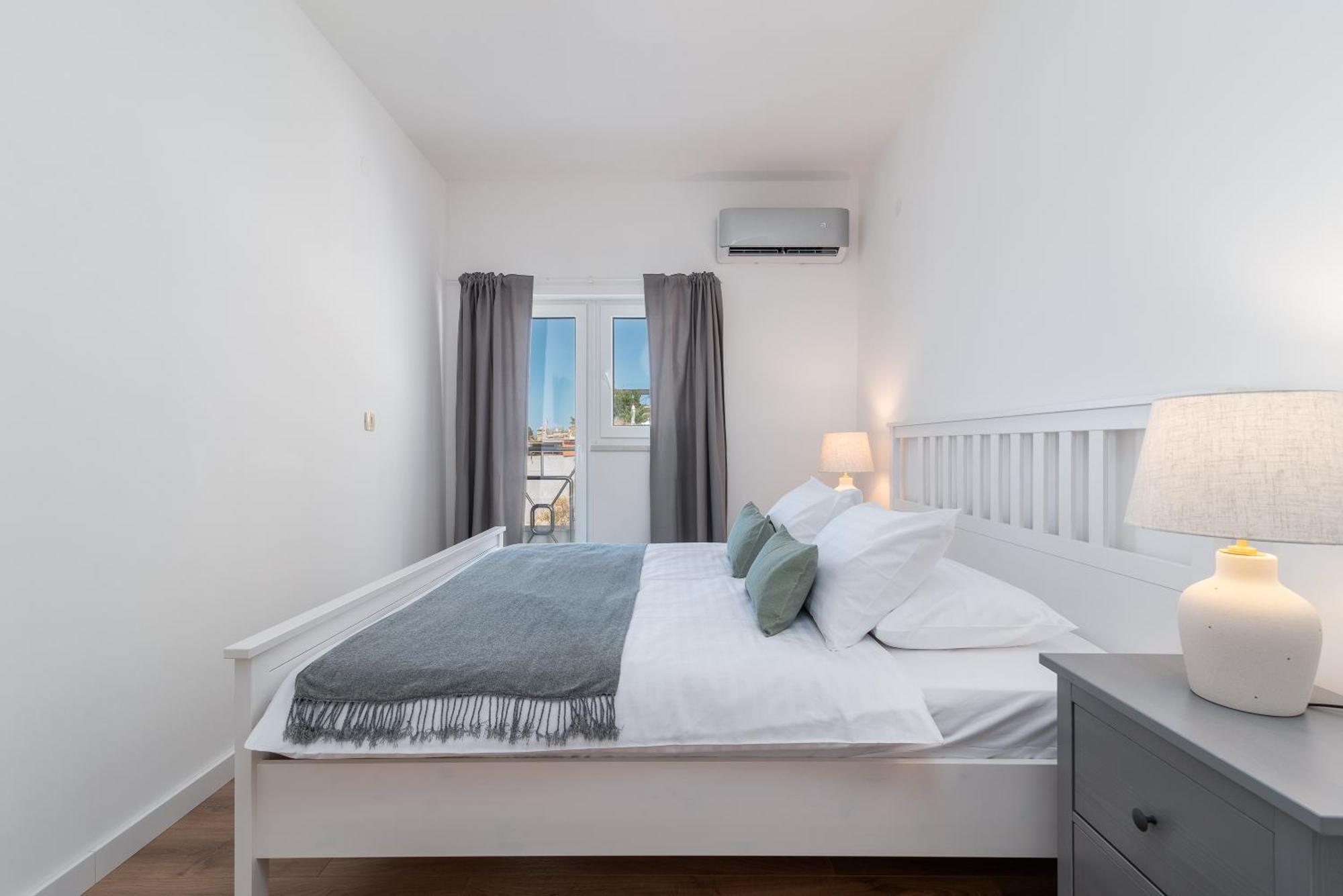Sea View Apartment Karmen Jesenice  Kültér fotó