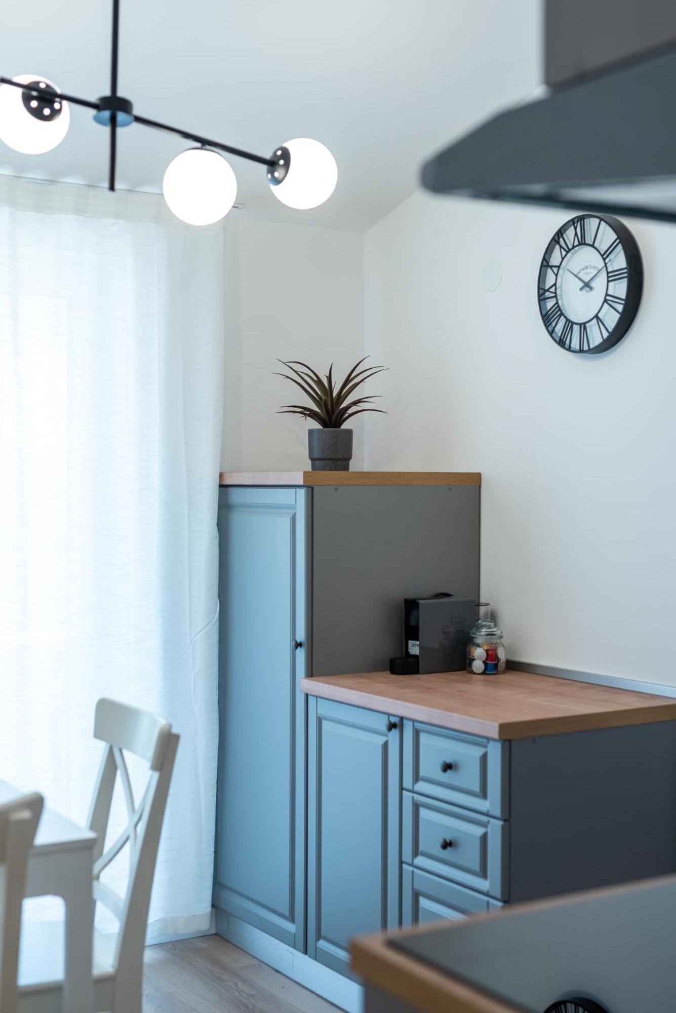 Sea View Apartment Karmen Jesenice  Kültér fotó